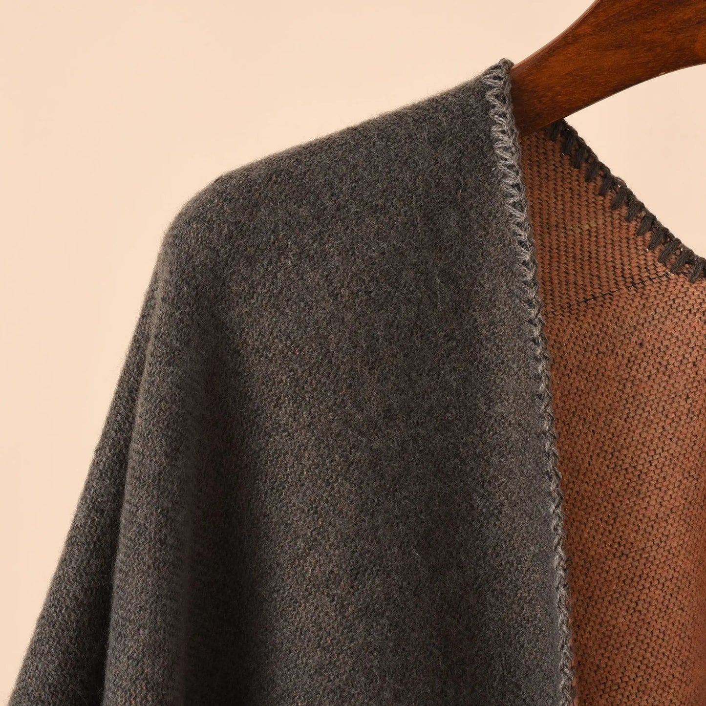 Cortés - Blush Clay Stripe Poncho