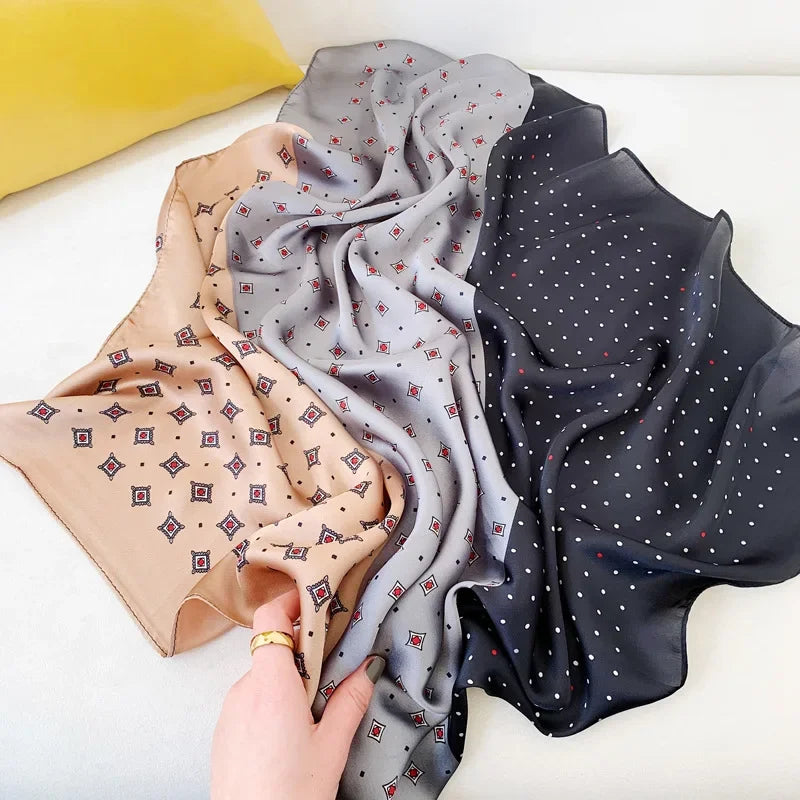 Beauvau - Heritage Patchwork Scarf – Beige & Charcoal