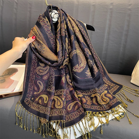 Vendôme - Midnight Peacock Shawl