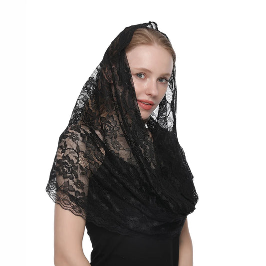Alvarado Mantilla – Classic Black Floral Lace