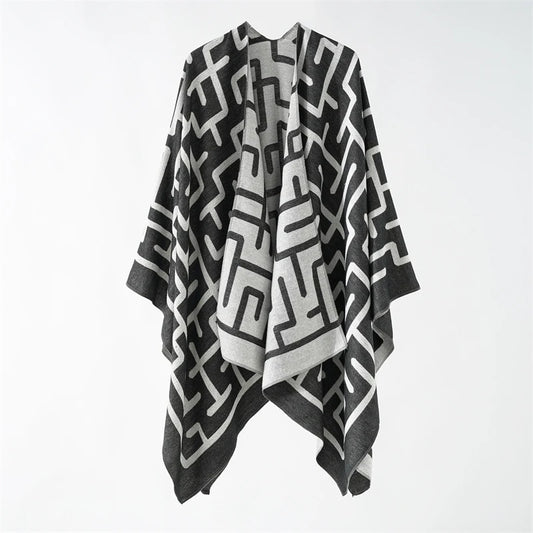 Borbón - Monochrome Labyrinth Poncho – Bold Balance in Black and Light Grey