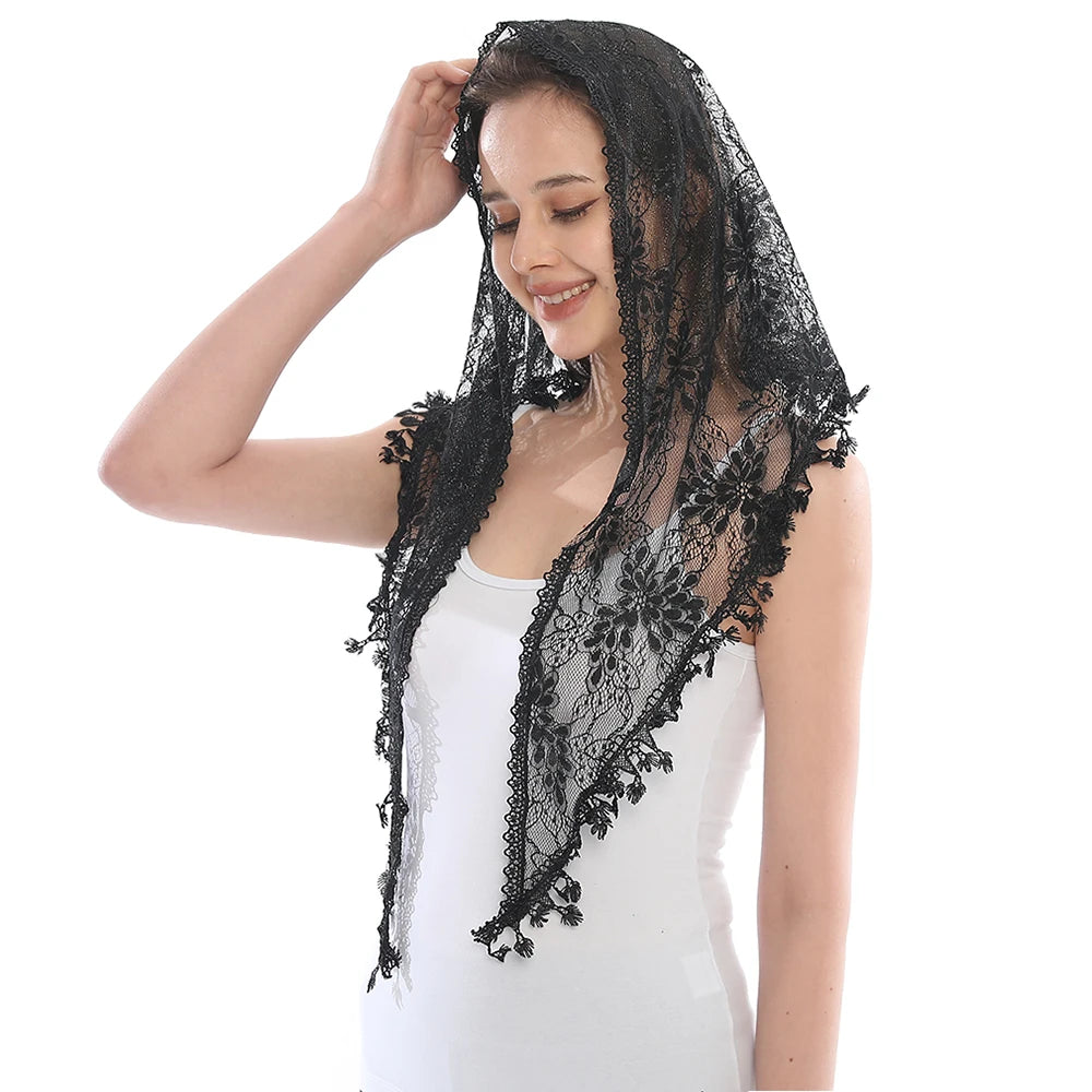 Herrera Mantilla – Black Floral Lace with Scalloped Edge