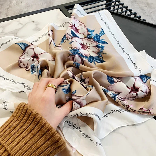 Grosvenor - Magnolia Dream Scarf – Beige & White