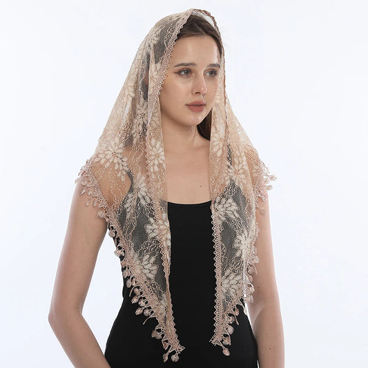 Herrera Mantilla – Soft Beige Floral Lace