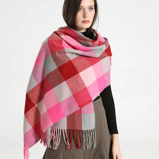 Løvenhjelm - Winter Scarf – Pink & Red Plaid Elegance